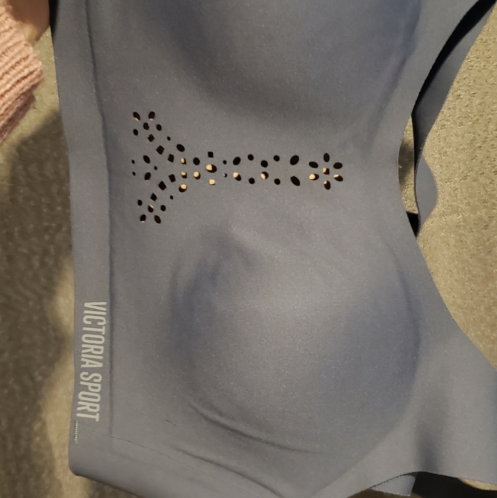 Victoria's Secret Sports Bra 34B